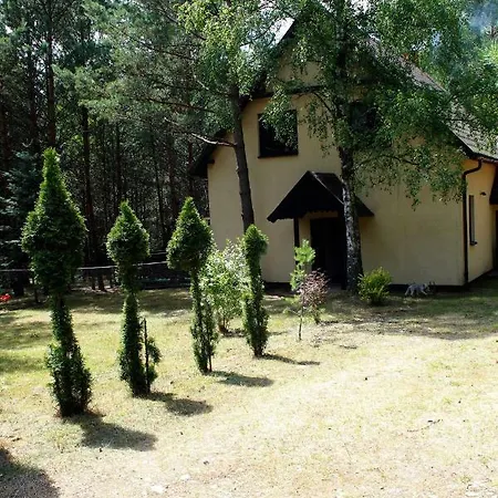 Casa vacanze Dom W Sosnowym Lesie Przy Jeziorze *