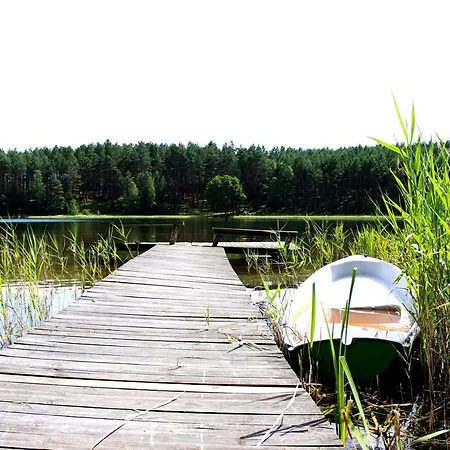 Casa vacanze Dom W Sosnowym Lesie Przy Jeziorze