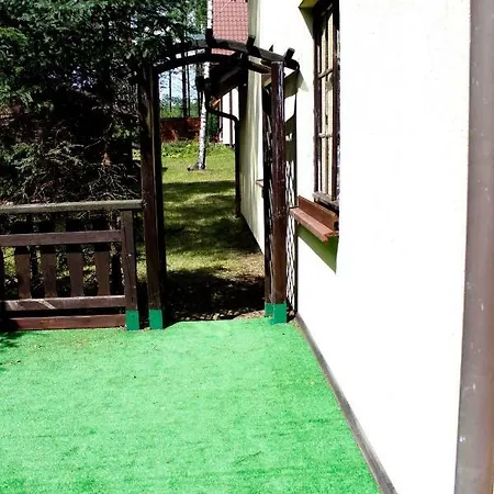 Casa vacanze Dom W Sosnowym Lesie Przy Jeziorze