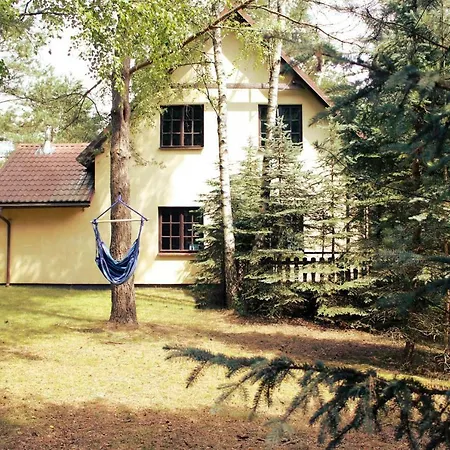 Dom W Sosnowym Lesie Przy Jeziorze Casa vacanze Lipnica (Bytow)